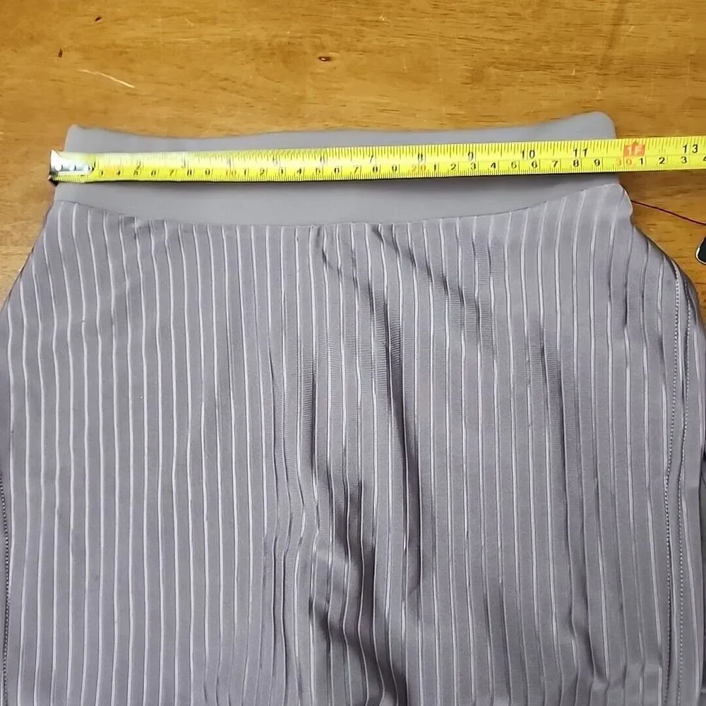 Move Theology Sheer Stripe Tennis Skort‎ Size XS Taupe Golf Skirt Athleisure